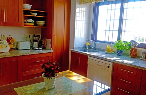 Orgiva Cottage | Luxurious 19th Century Villa with Orange Fountains Gardens and Private Pool