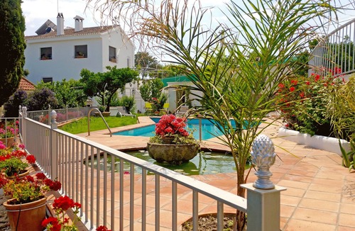 Orgiva Cottage | Luxurious 19th Century Villa with Orange Fountains Gardens and Private Pool