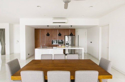 Kuala Lumpur Condo | Luxury 3BR Apartment 5 mins to KL Twin Towers