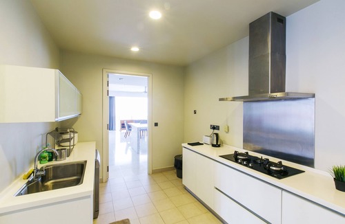 Kuala Lumpur Condo | Luxury 3BR Apartment 5 mins to KL Twin Towers