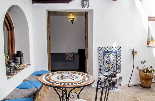 Sacromonte Apartment | Luxury apartment in heart of historic Granada