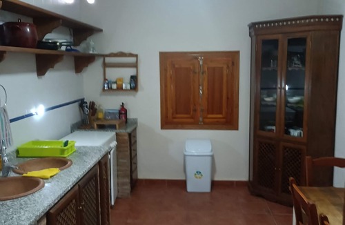 Bacor House | Luxury Basecamp in the epicenter of Geoparque de Granada.accomodates up to 12.n