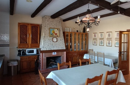 Caniles Cottage | Luxury cortijo with pool La Torre de Caniles