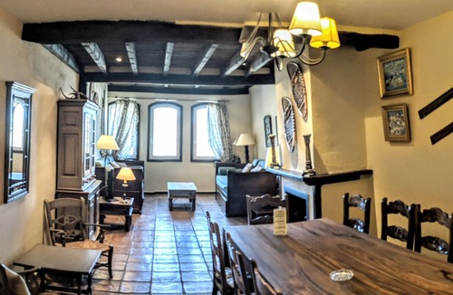 Pradollano Apartment | Luxury Private Duplex inside the Rumaykiyya Hotel *