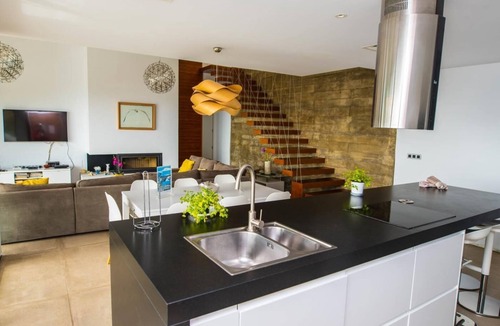 Salobrena Villa | Luxury villa with heated pool and sea views
