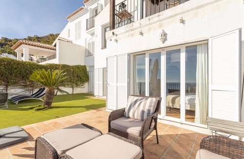 La Herradura Villa | Luxury Villa with Private Pool & Breathtaking Sea Views