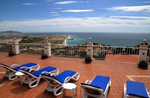 Salobrena Villa | Luxury Villa With Spectacular Views! Private heated pool - hot tub!