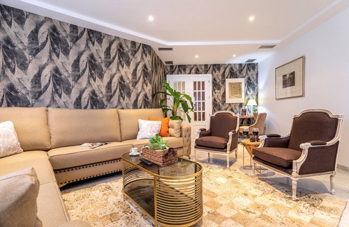 Central District Apartment | Magnificent 3 bedrooms apartment in the heart of Granada. Isabel la Catolica I