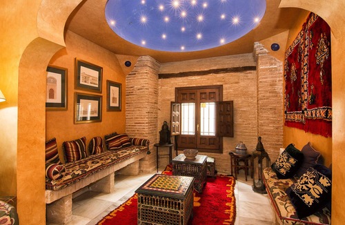 San Pedro House | Magnificent and spacious Moorish house from 1525 in the Albaicín neighborhood.