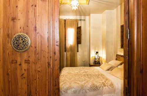 San Pedro House | Magnificent and spacious Moorish house from 1525 in the Albaicín neighborhood.