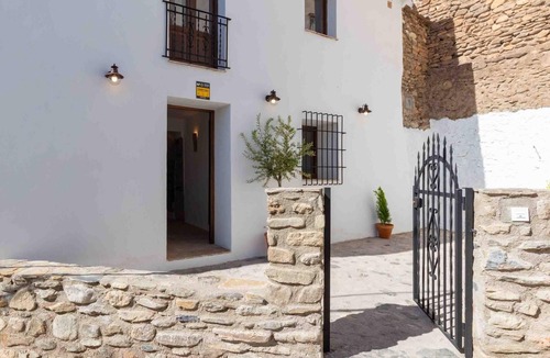 Lecrin Cottage | Magnificent rustic house with pool, garden, and views