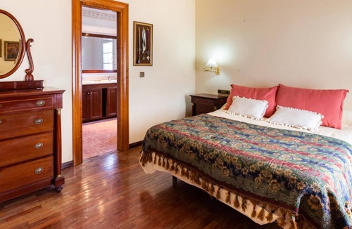Padul Villa | Magnificent villa with garden and pool.