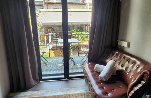 City Centre Hostel | Mingle Highstreet - CoWorking Hub