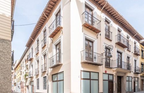 Granada City Center Apartment | Modern and central Studio in Granada 2ºD