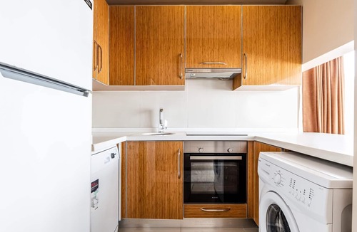 Osmanbey Apartment | Modern and Spacious Flat In Central Sisli
