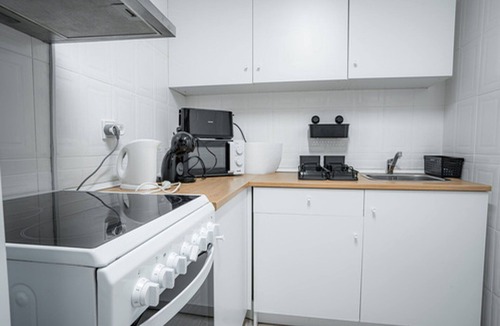Beiro Apartment | Modern apartment with parking - QH Plaza San Isidro