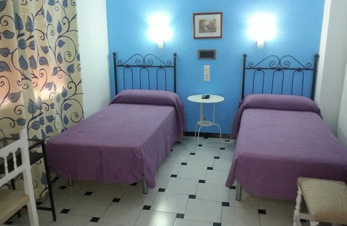 Almunecar House | Motel ∙ 8 guests