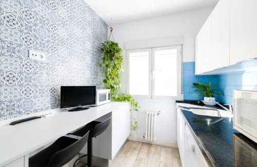 Figares Apartment | Neptuno Ático, con terraza