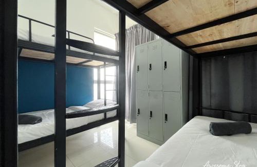 Chow Kit Hostel | NJ Homestay Hostel at Regalia Residence