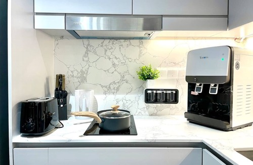 Mont Kiara Apartment | OOAK Kiara163 1BR Apt/Wtr Dspnsr