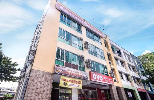 Medan Batu Caves Hotel | OYO 1055 Batu Caves Star Hotel