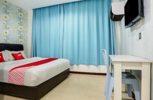 Kajang Hotel | OYO 89583 Grove Hotel