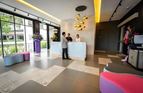 Batu Caves Hotel | OYO Townhouse, Selayang formerly RHR Hotel