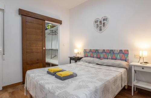 Playa Granada Apartment | Pet-Friendly Apartment 'Puerto Motril' close to the Sea with Terraces & Wi-Fi