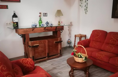 Granada Cottage | Pet-Friendly Holiday Home Casa Encarnacion with Mountain View, Pool & Wi-Fi