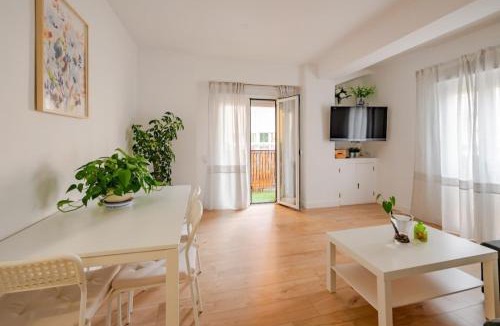 Figares Apartment | PISO CON GARAJE GRATIS EN EL CENTRO DE GRANADA.