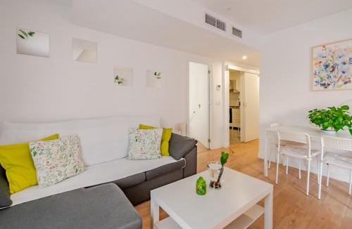 Figares Apartment | PISO CON GARAJE GRATIS EN EL CENTRO DE GRANADA.