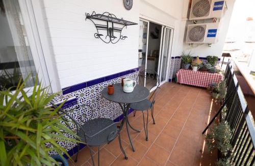 Velilla-Taramay Apartment | Piso con terraza muy cercano a la playa