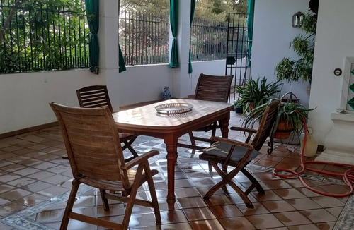 Norte Condo | Piso en Albaycin Alto con Patio Cubierto