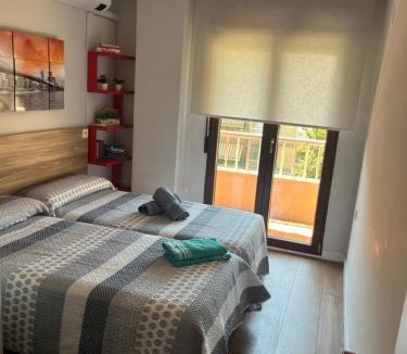 Zaidin Apartment | PISO JUNTO PALACIO CONGRESOS Y METRO, CENTRICO CON PISCINA