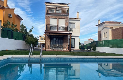 Dilar Ski Chalet | Private Pool & Garden by Sierra Nevada Natural Park