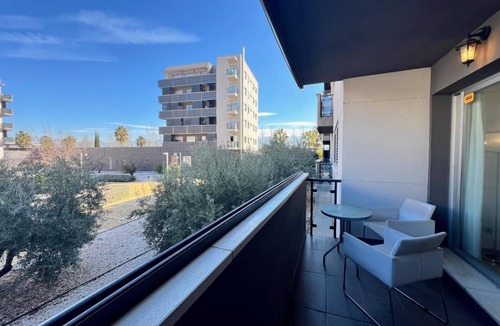 Alhendin Apartment | PUSHE Alhendin Shopping & Culture