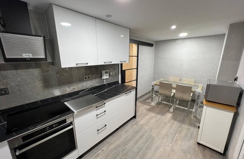 Centro - Sagrario Apartment | PUSHE Triunfo Art & Culture