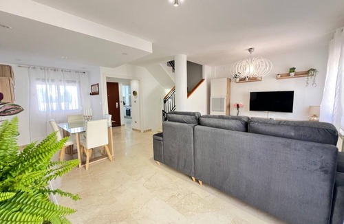 Albolote Apartment | PUSHE Village Albolote Business & Culture