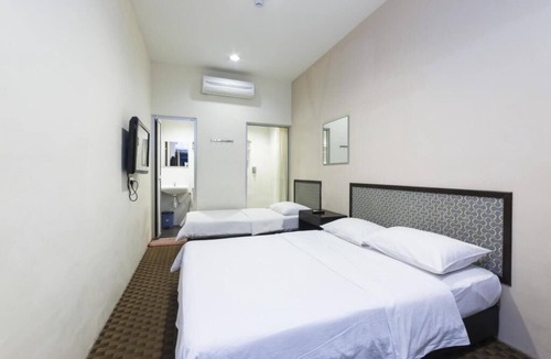 Bandar Menjalara Hotel | Raintree Hotel