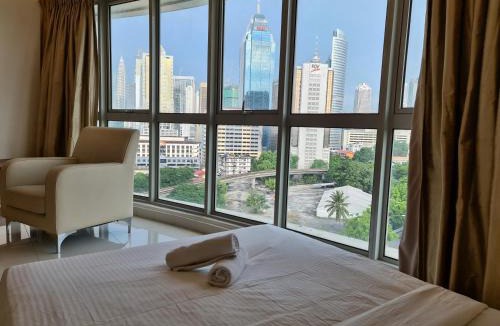Chow Kit Apartment | Regalia Residence KLCC View by iLuxHome