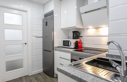 Camino de Ronda Apartment | Renovated, Comfortable Apartment in Center Granada