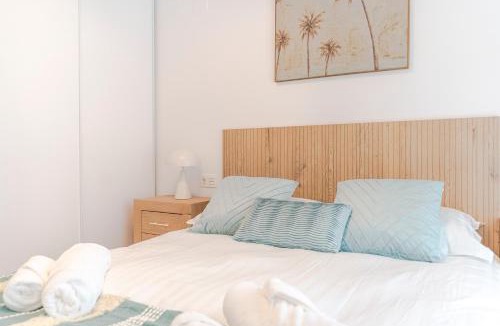 Motril Apartment | RentitSpain Complejo TRM, Estilo, confort, terraza y piscina
