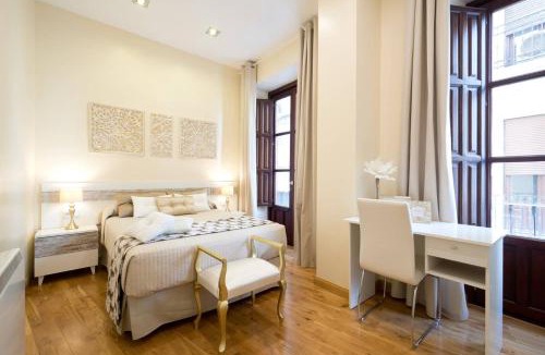 Central District Apartment | REYES CATÓLICOS I