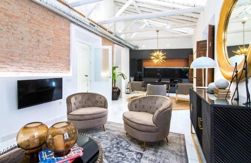 Granada City Center Apartment | Riad Alhambra 4