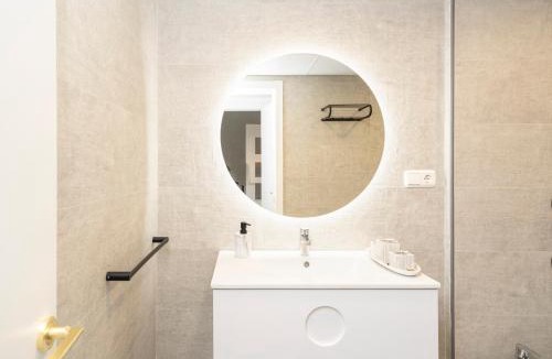 Angustias - Chana - Encina Apartment | Ronda Suites 193 junto a hospitales y cerca centro con Parking Gratis