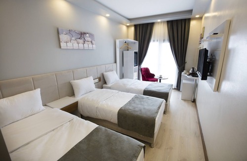 Kucukcekmece Hotel | Royal Inci Airport Hotel