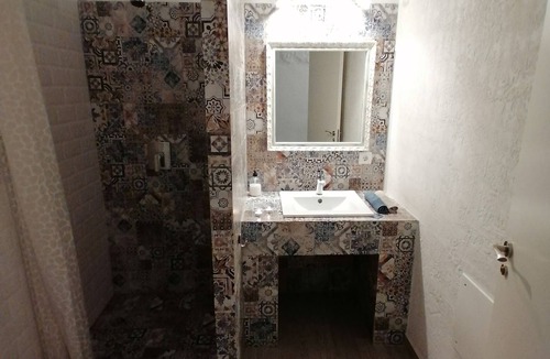 Freila Resort | Rural accommodation Cave Adonia II