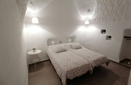 Freila Resort | Rural accommodation Cave Adonia II