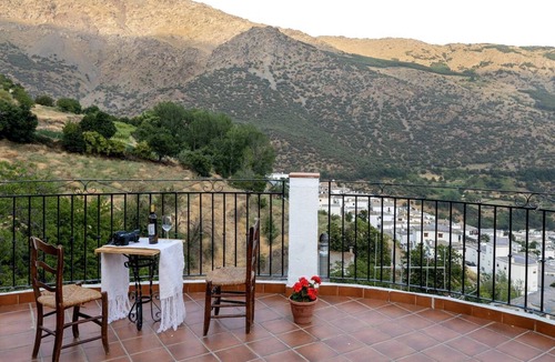 Trevelez Cottage | Rural house El Fuerte de Atabuey