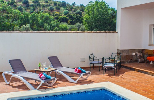 Riofrio Cottage | RURAL VILLA IN RIOFRIO with EXCELLENT LOCATION (Andalucia)
